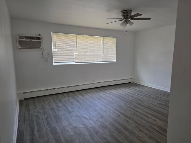 Photo - 14605 Des Plaines St Unit 1 W