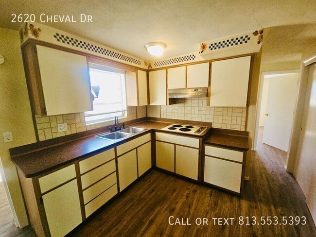 Photo - 2620 Cheval Dr