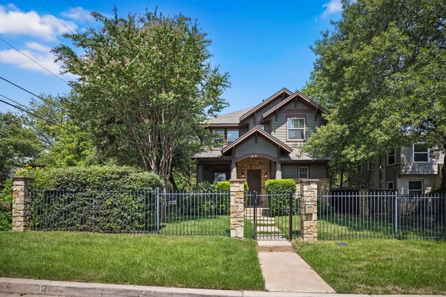Photo - 3900 Willbert Rd
