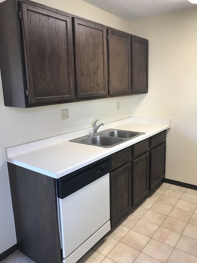 Photo - 2021 Jefferson St Unit Upper