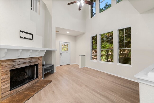 Photo - 75 Scarlet Woods Ct