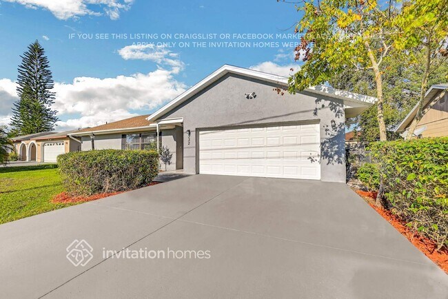 Photo - 332 Dagama Ct