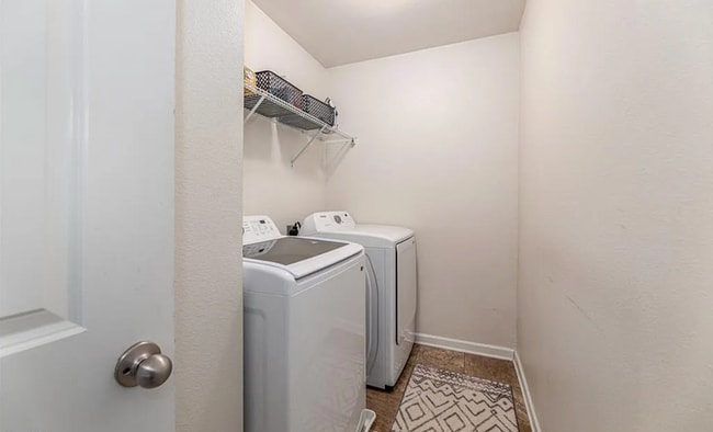 Photo - Beautifully 4-bedroom, 2.5-bathroom spacio...