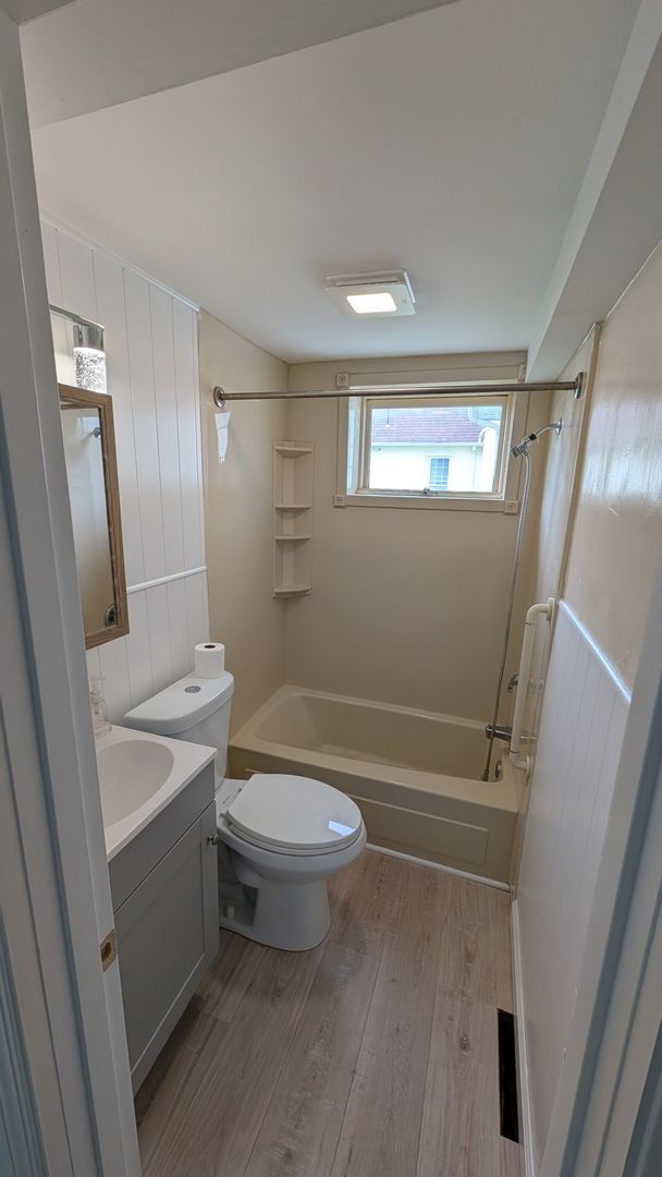 Photo - NEW 1 BED FOR RENT DOWNTOWN SANDUSKY!!! Unit 305 Perry St