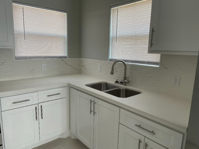 Photo - 312 W Rutherford Ave Apartamento Unidad 1