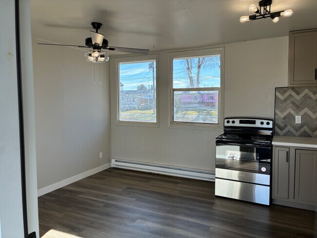 Photo - 2021 18th St