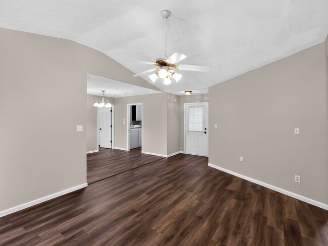 Photo - 22 Canterbury Dr