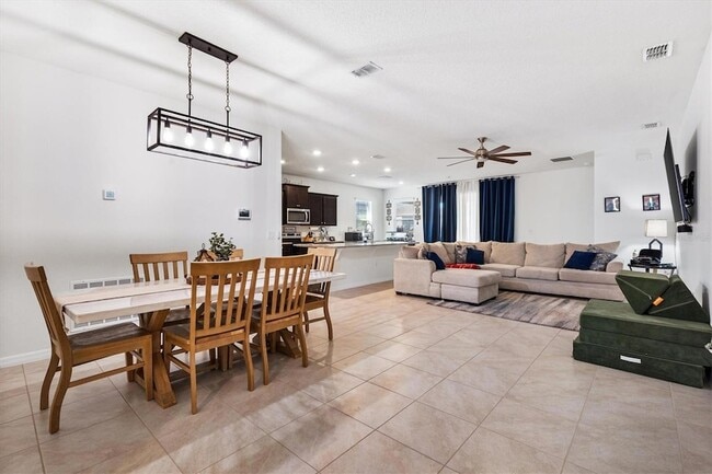 Photo - 5470 Sunshine Dr