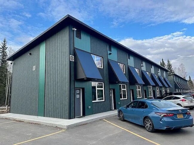Photo - Midway Flats, LLC Unit B-2