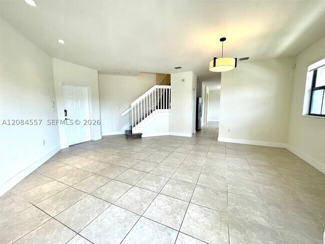 Photo - 10600 NW 88th St Unit 204