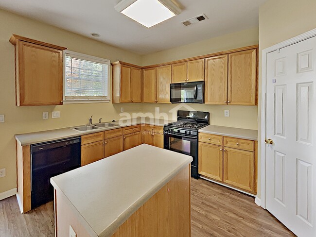 Photo - 1530 Anna Ruby Ln