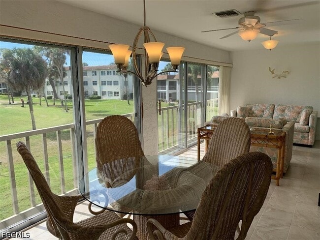 1739 Golf Club Dr Unit 6