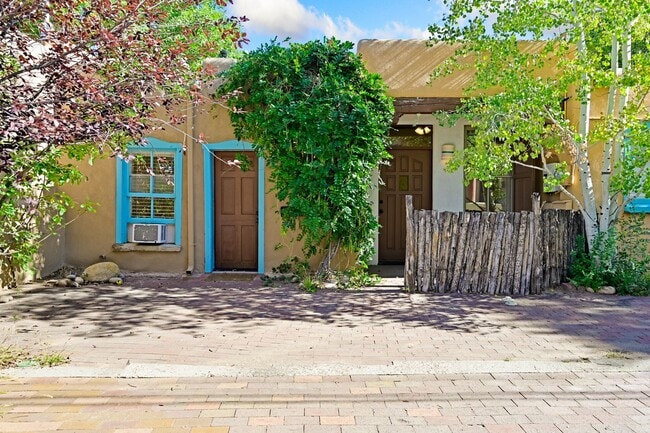 Photo - Classic Adobe in the Heart of Santa Fe’s D...