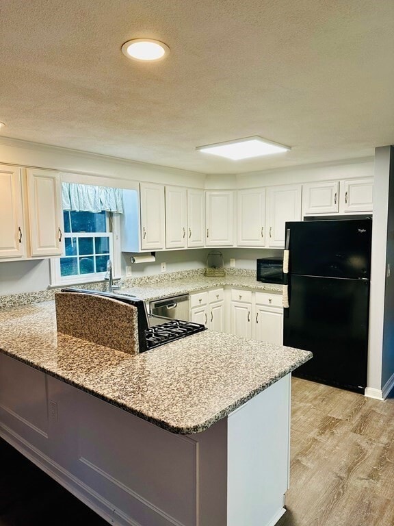 Photo - 9 Averill Rd