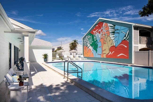 Building Photo - Royal Breeze Apartments