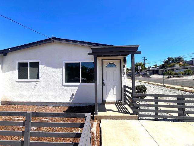 Building Photo - 803 N Citrus Ave