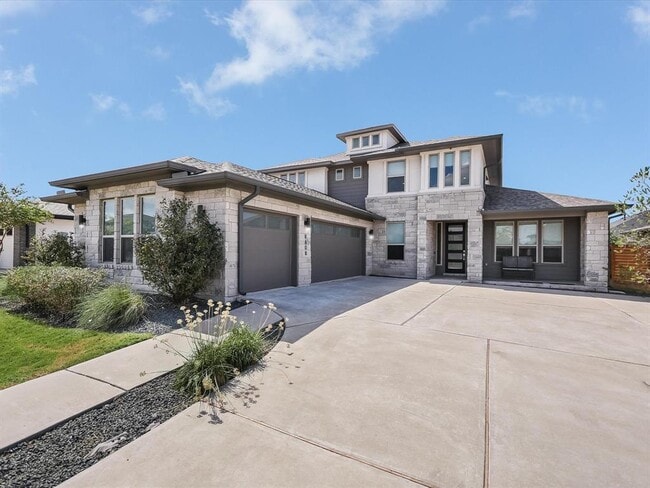 Building Photo - 8608 Bestride Bend