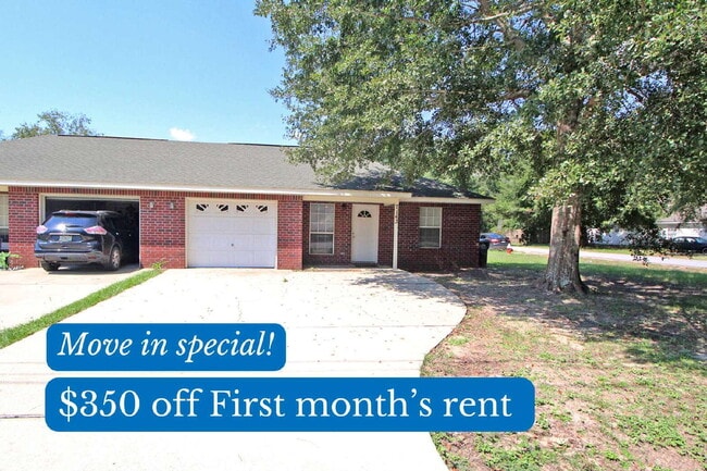 Building Photo - 2-Bed, 2-Bath Brick Duplex Near NAS Whitin... Rental
