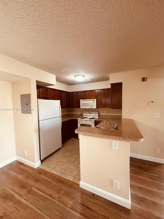 Photo - 7630 Westwood Dr Unit 305