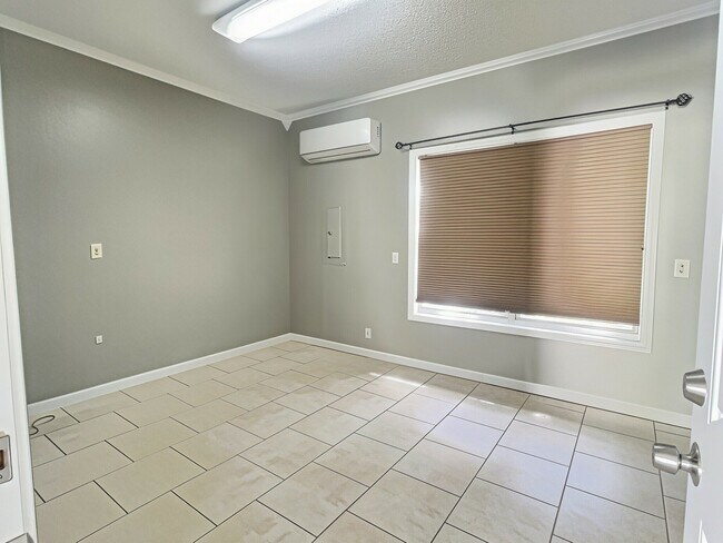 Photo - 6500 Colonial Dr Unit 7
