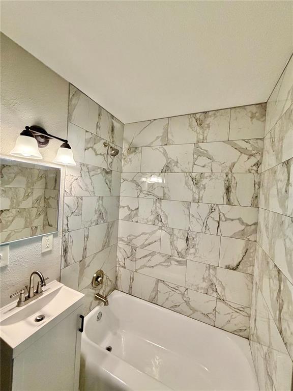 Photo - 1017 W Blann Dr