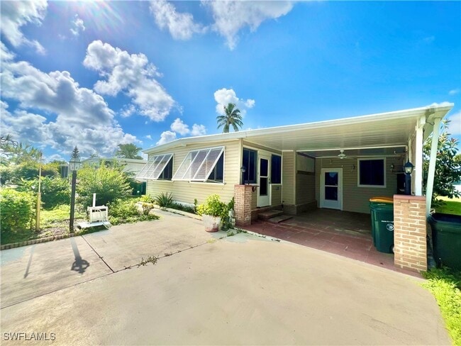 Building Photo - 13 Cannes Dr