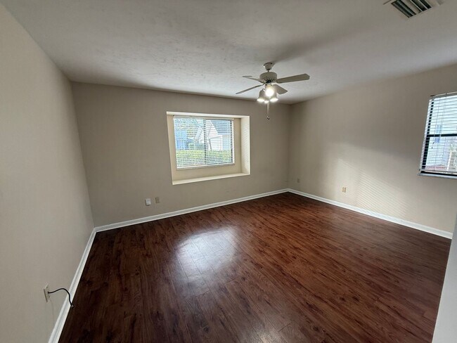 Photo - 3 Bed 2 Bath Home in Edgewood!