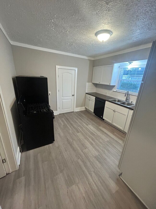 Photo - 1126 Jennette Ave NW Unit 1