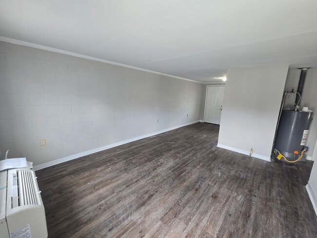 Building Photo - 3064 Beaumont Ave