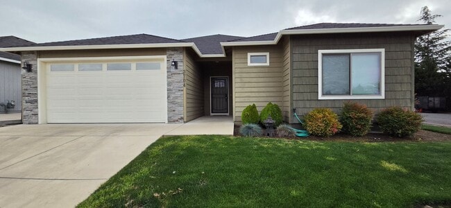 Photo - Beautiful & Cozy Home for Rent