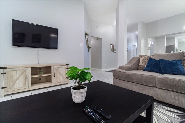 Photo - 13414 Creek Springs Dr