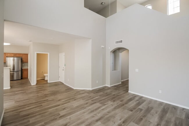 Photo - 1303 S Mansard