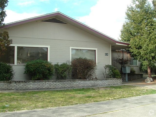 Building Photo - 1 bedroom 1 bath apartment