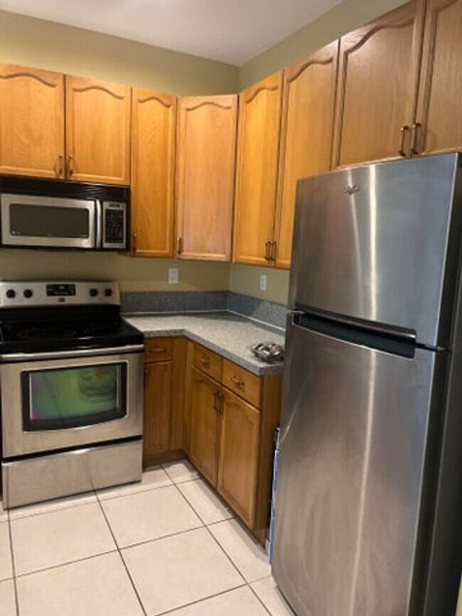 Photo - 4434 Lake Lucerne Cir