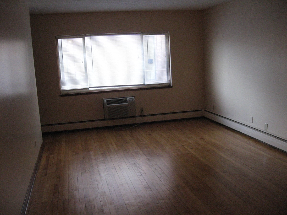 Photo - Mandel Apartments