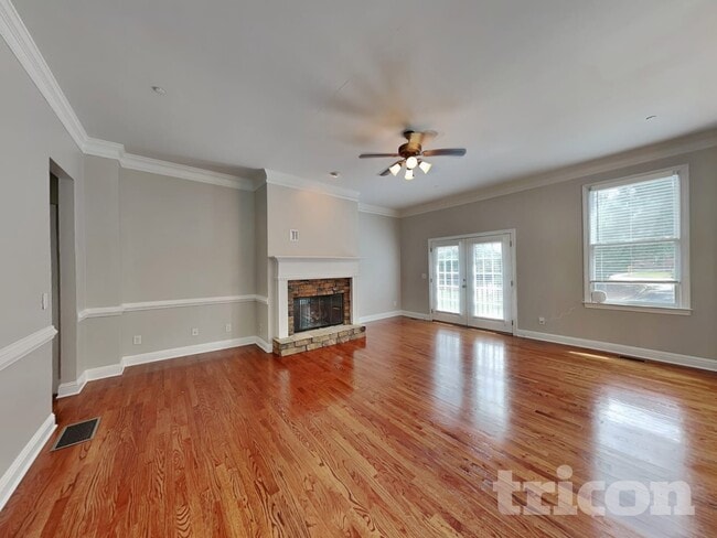 Photo - 1206 Comet View Tr SE