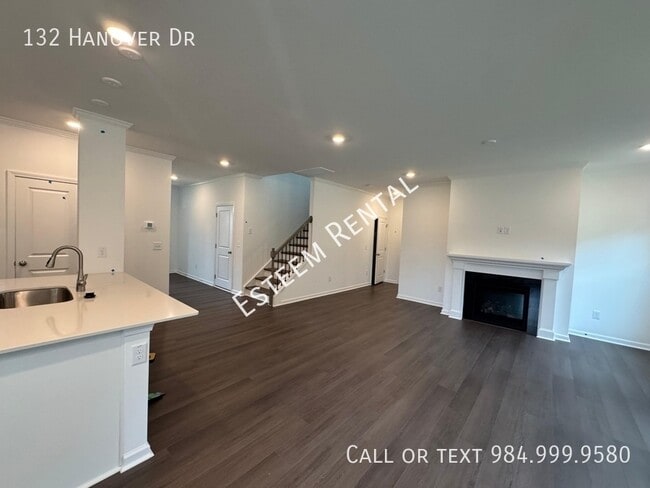 Photo - 132 Hanover Dr