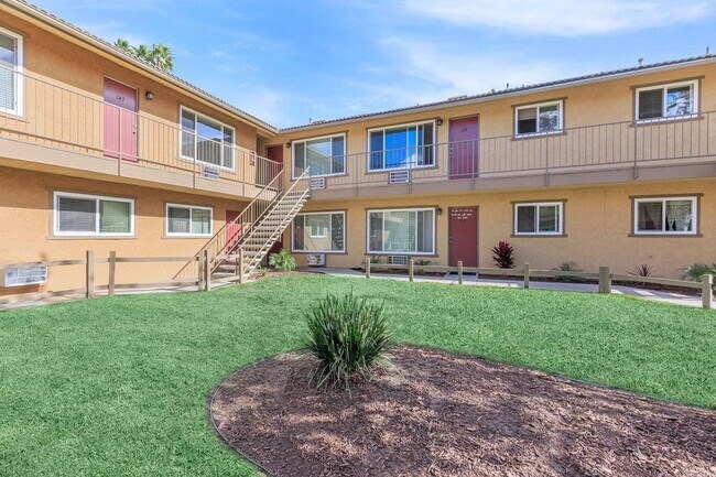 Photo - Newport Gardens