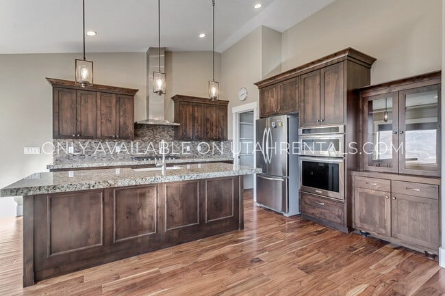 Photo - 1615 E Viewside Cir