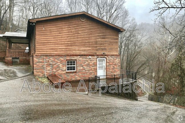 Building Photo - 1233 Collins Hwy Unit #1 Rental
