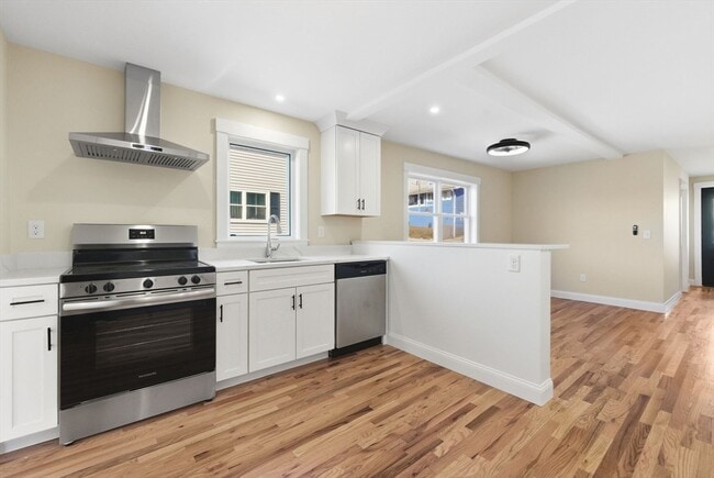 Photo - 20 Beacon St Unit 1