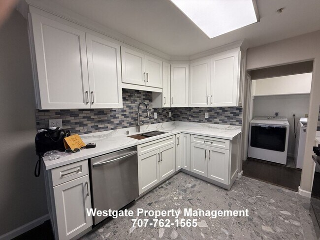 Photo - 813 Chardonnay Cir