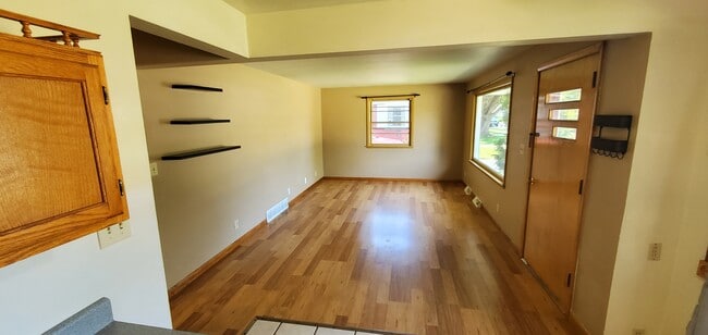 Photo - 1163 Higgins Ave