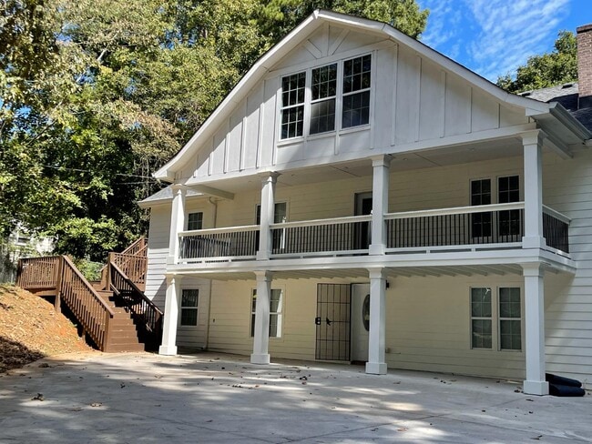 Building Photo - 1596 Willowbrook Dr SW Rental