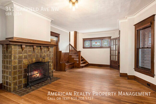 Photo - 341 Garfield Ave NW