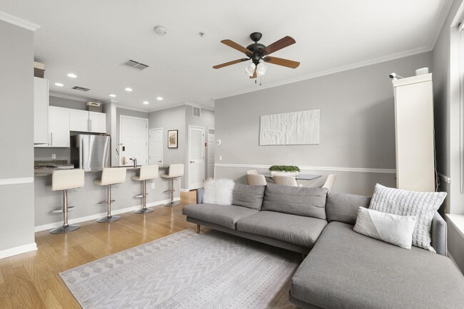 Photo - 1300 Grand St Unidad 401 Rental