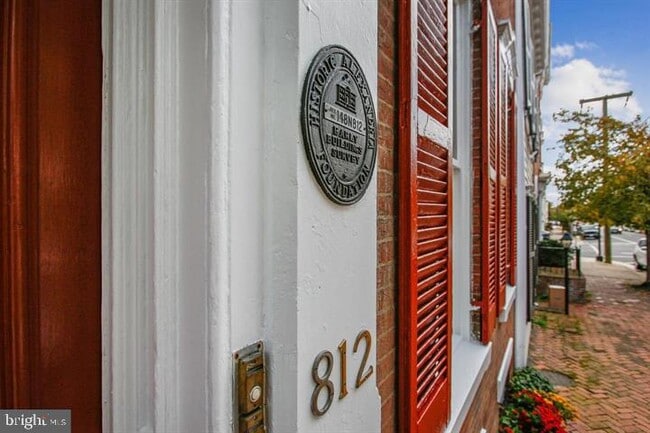 Photo - 812 Prince St