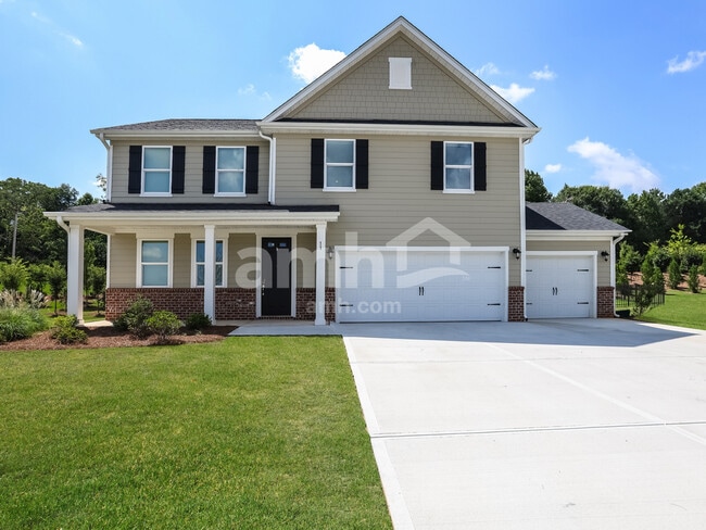 Building Photo - 11 Hickory Ct