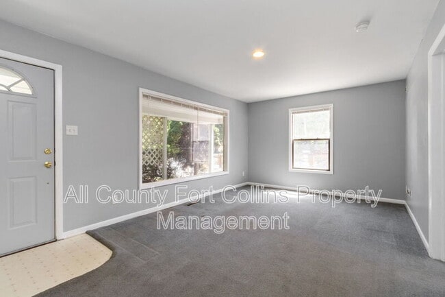 Photo - 817 E Laurel St
