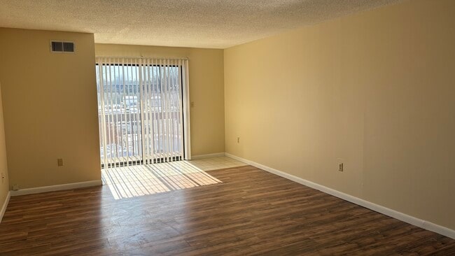 Photo - 2310 Harbor View Dr Unidad Harbor View Dr